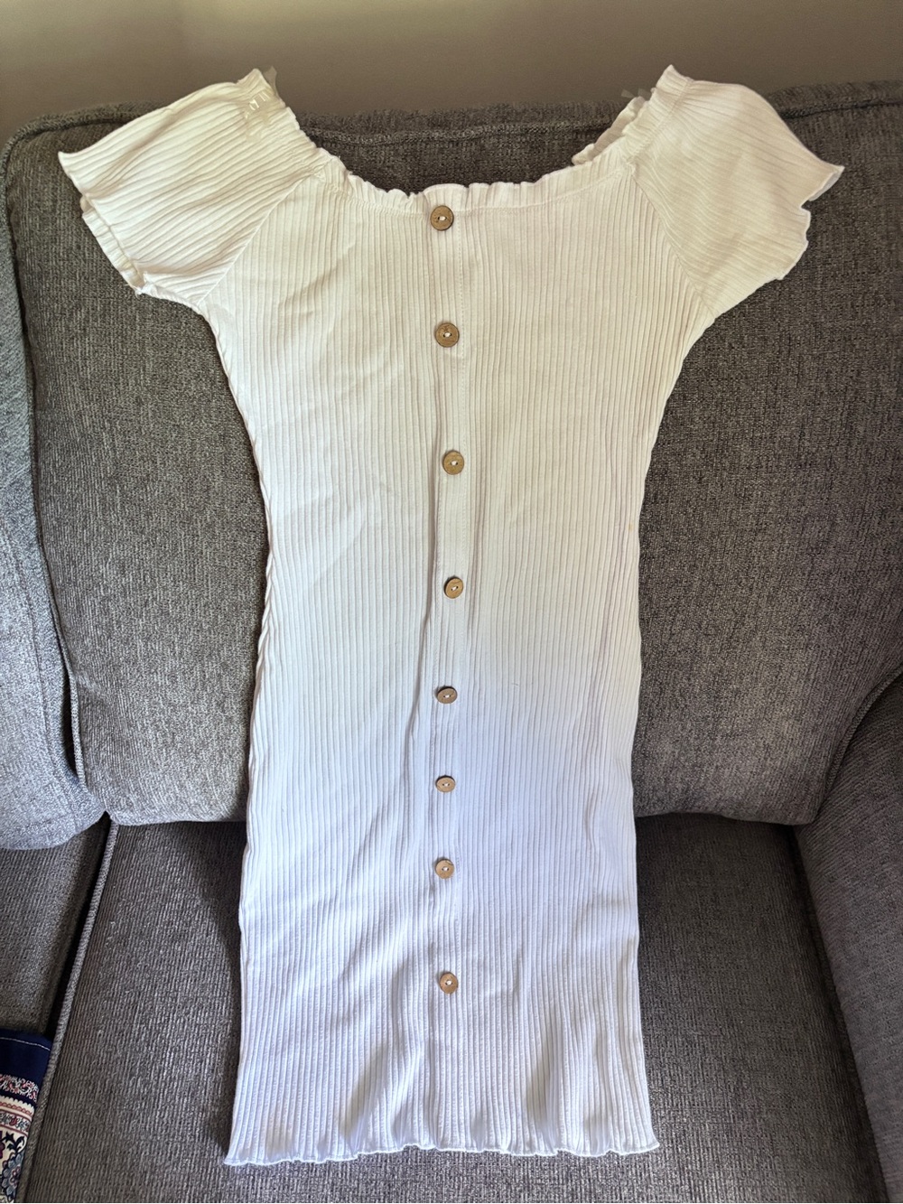 Derek Heart White Ribbed Button-Front Top with Ruffled Neckline
